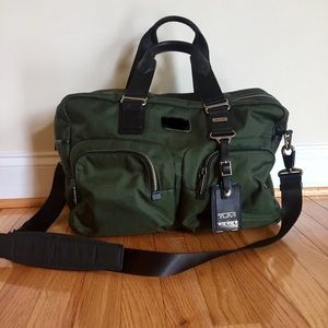 Tumi Men’s Green Alpha Bravo Kessler Large Duffel